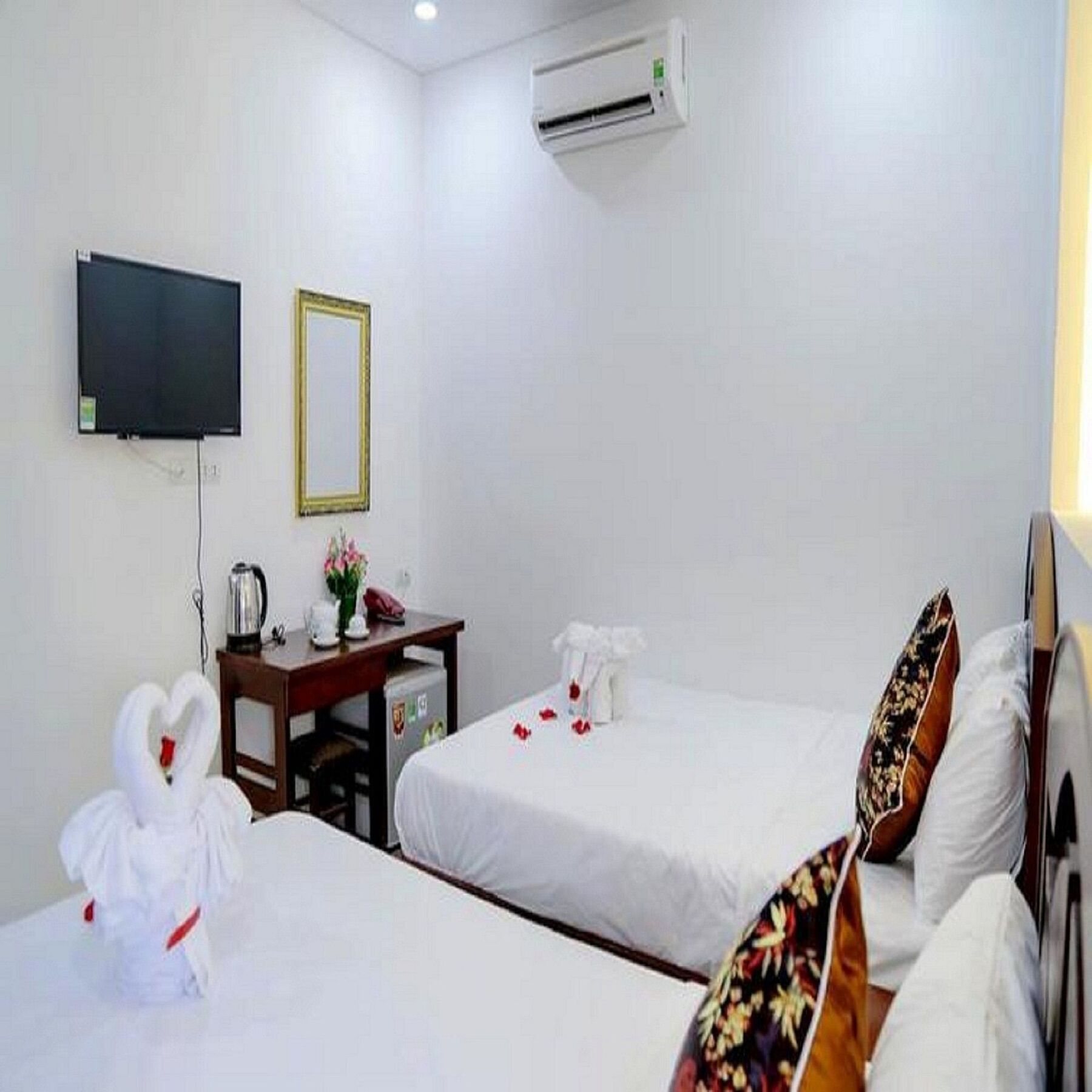 Osaka Hotel Da Nang Exterior photo
